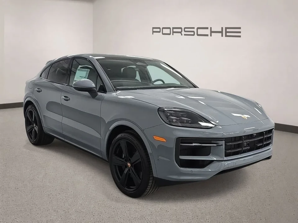 2026 Porsche 9Y0/9Y3 Cayenne Coupe - Image 8 of 31