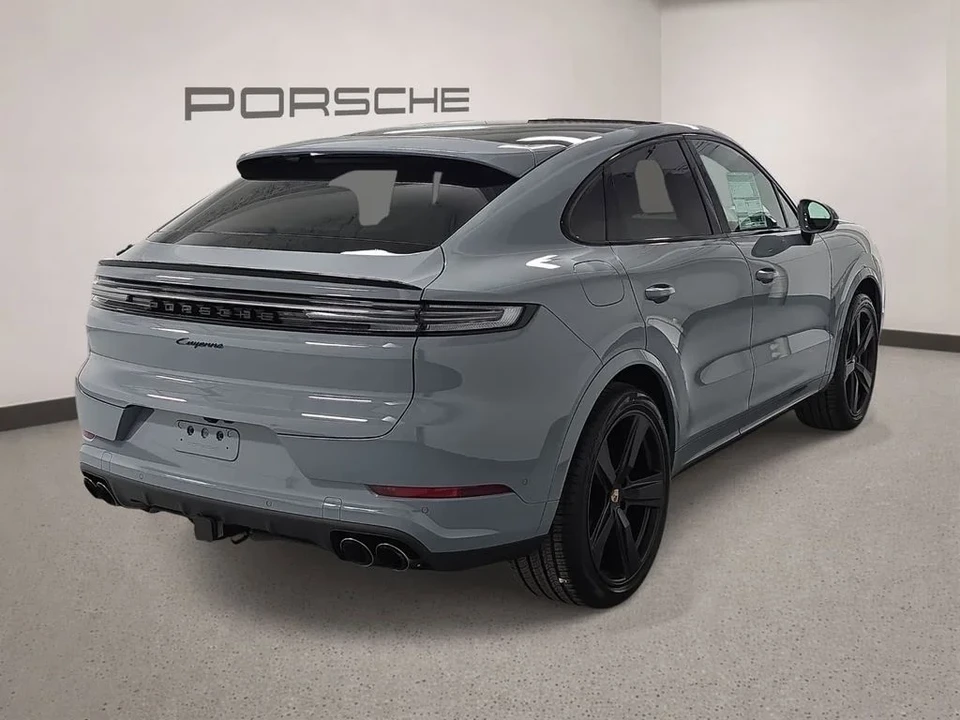 2026 Porsche 9Y0/9Y3 Cayenne Coupe - Image 7 of 31