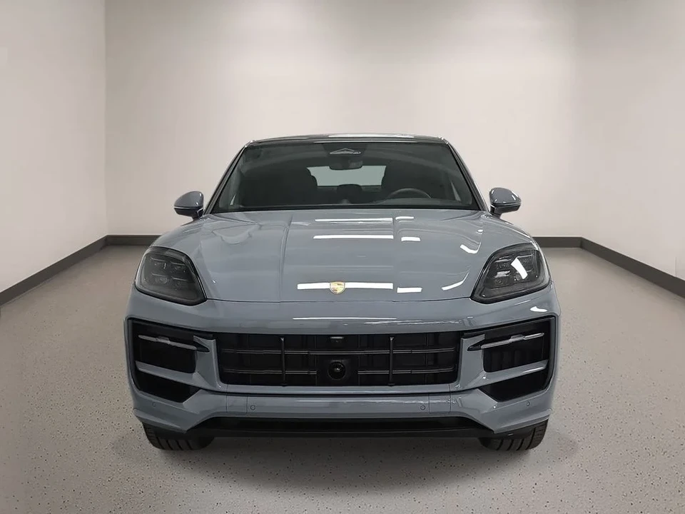 2026 Porsche 9Y0/9Y3 Cayenne Coupe - Image 9 of 31