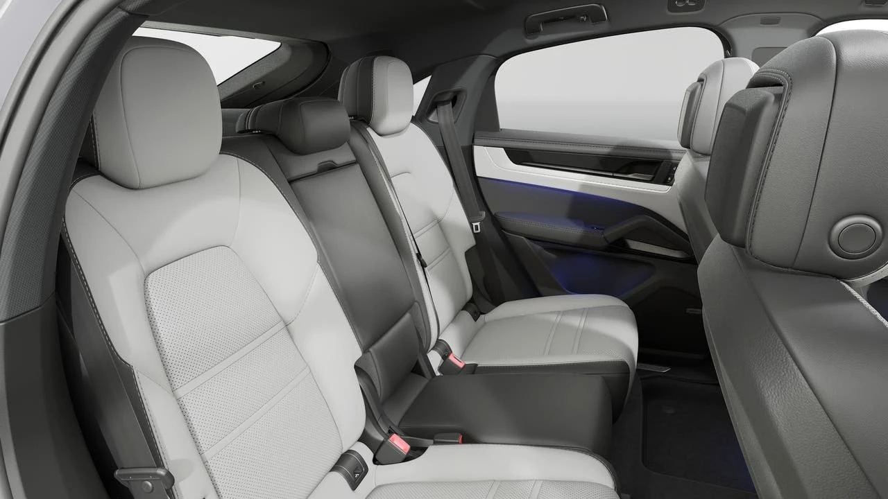 2026 Porsche 9Y0/9Y3 Cayenne Coupe - Image 13 of 14