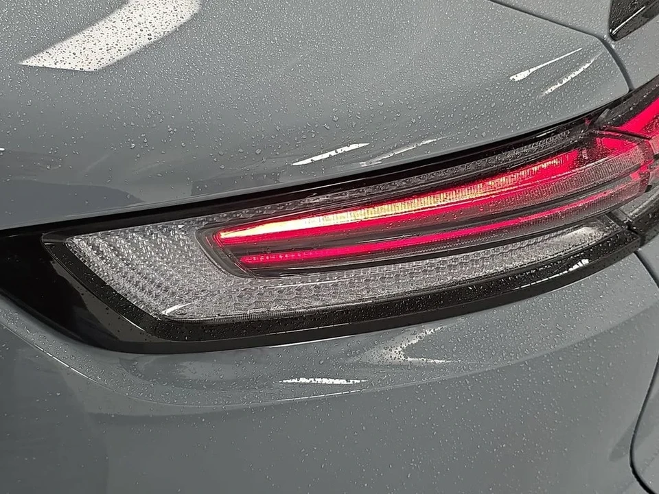 2026 Porsche 9Y0/9Y3 Cayenne Coupe - Image 30 of 31