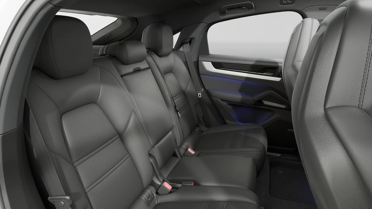 2026 Porsche 9Y0/9Y3 Cayenne Coupe - Image 13 of 14
