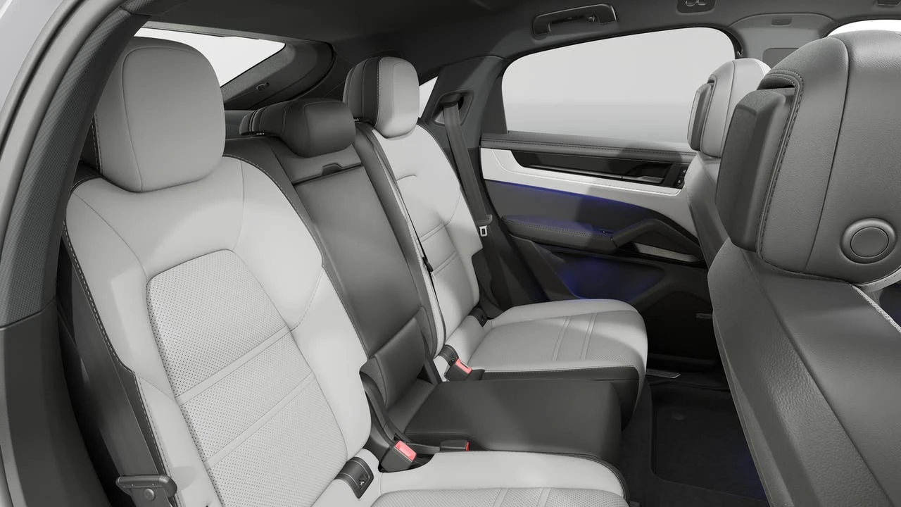 2026 Porsche 9Y0/9Y3 Cayenne Coupe - Image 13 of 14