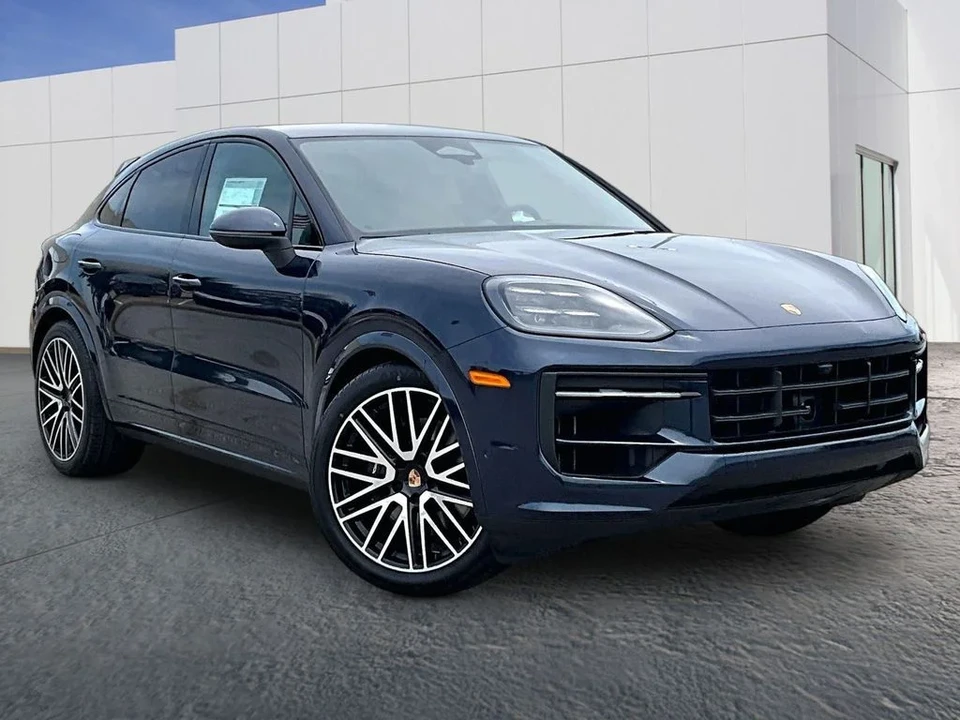 2026 Porsche 9Y0/9Y3 Cayenne Coupe - Image 9 of 26