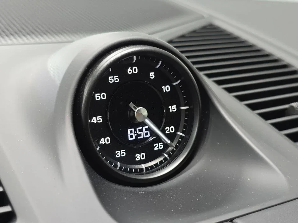2026 Porsche 9Y0/9Y3 Cayenne - Image 21 of 31