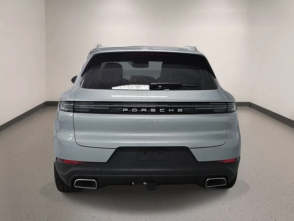 2026 Porsche 9Y0/9Y3 Cayenne - Image 6 of 31