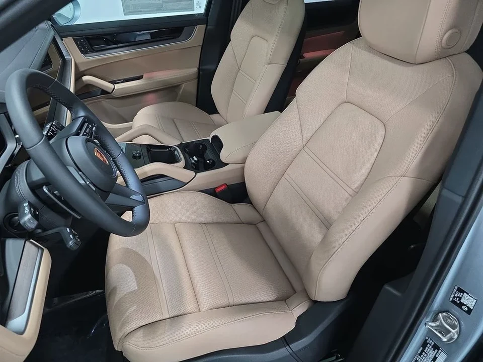 2026 Porsche 9Y0/9Y3 Cayenne - Image 5 of 31