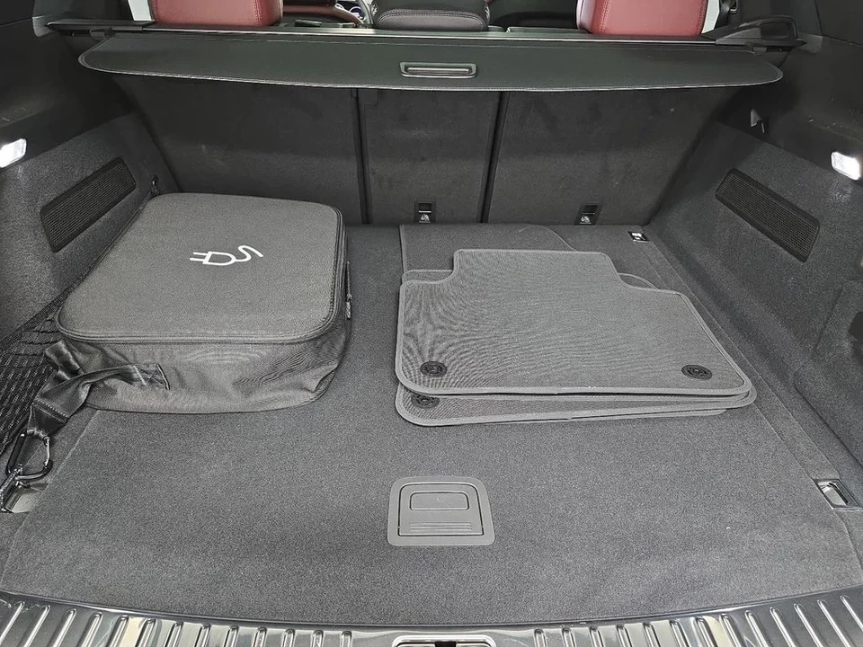 2026 Porsche 9Y0/9Y3 Cayenne - Image 31 of 31