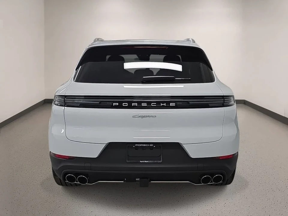 2026 Porsche 9Y0/9Y3 Cayenne - Image 6 of 31