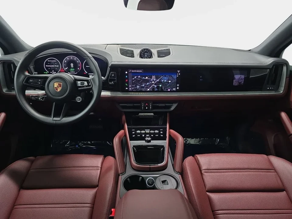 2026 Porsche 9Y0/9Y3 Cayenne - Image 12 of 31