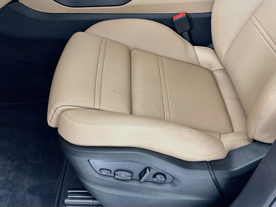 2026 Porsche 9Y0/9Y3 Cayenne - Image 13 of 31