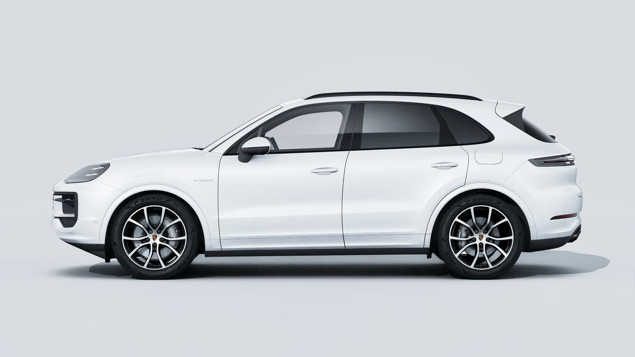 2026 Porsche 9Y0/9Y3 Cayenne - Image 2 of 14