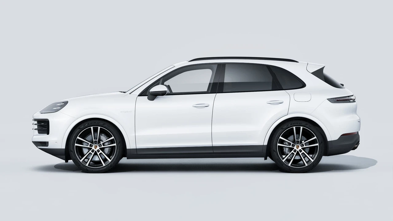 2026 Porsche 9Y0/9Y3 Cayenne - Image 2 of 14
