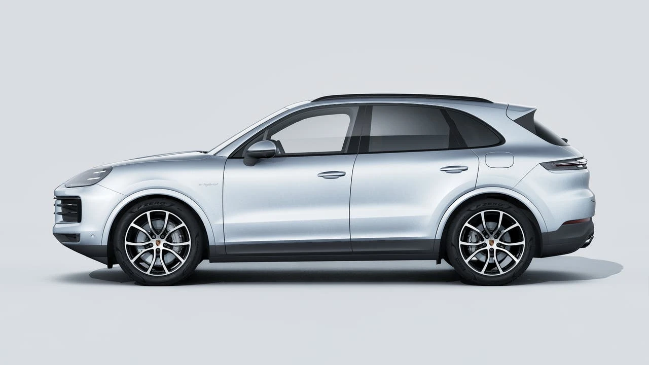 2026 Porsche 9Y0/9Y3 Cayenne - Image 2 of 14