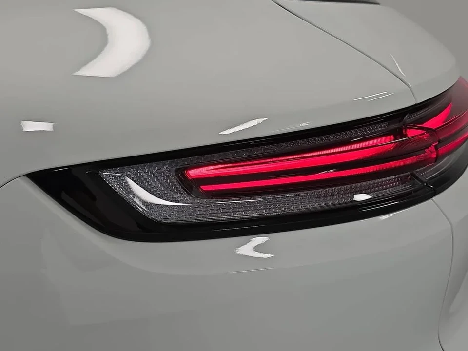 2026 Porsche 9Y0/9Y3 Cayenne - Image 30 of 31