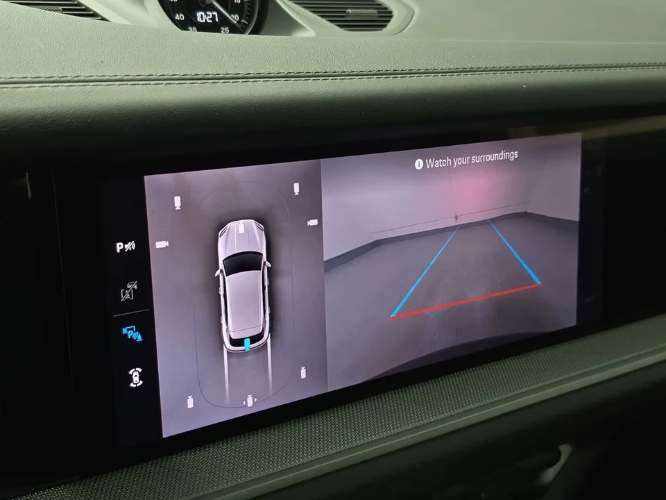 2026 Porsche 9Y0/9Y3 Cayenne - Image 18 of 31