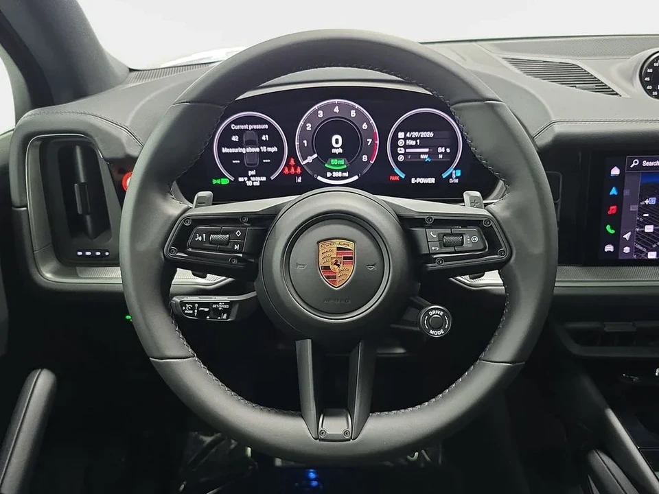 2026 Porsche 9Y0/9Y3 Cayenne - Image 13 of 31