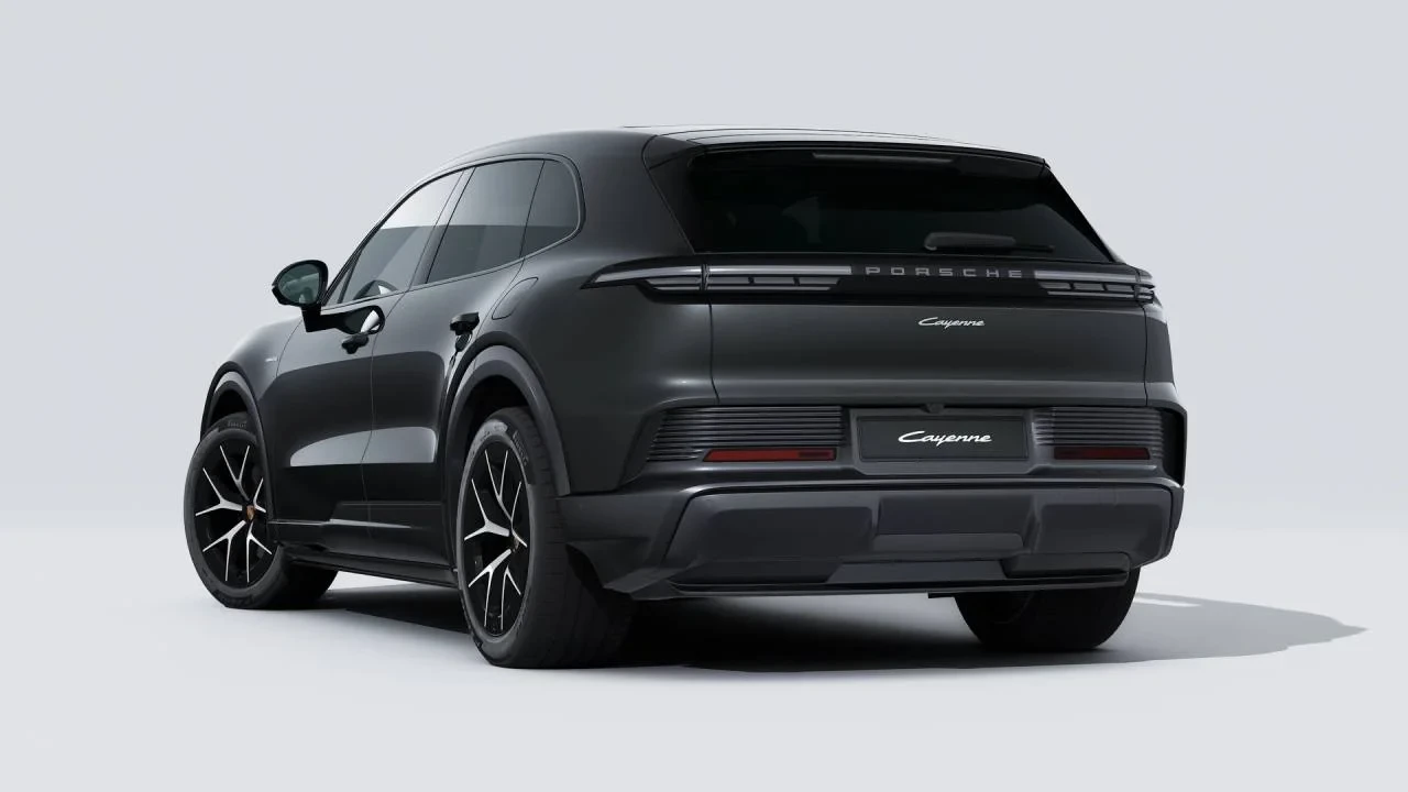 2026 Porsche 9Y0/9Y3 Cayenne - Image 3 of 14
