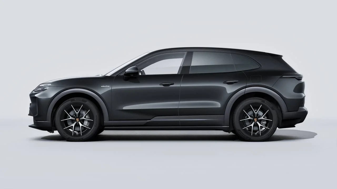 2026 Porsche 9Y0/9Y3 Cayenne - Image 2 of 14