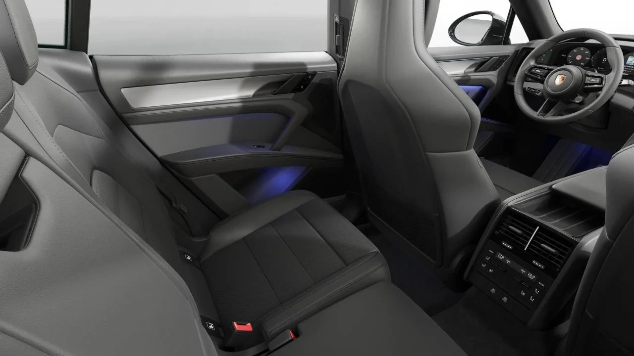 2026 Porsche 9Y0/9Y3 Cayenne - Image 14 of 14