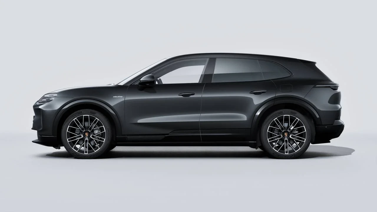 2026 Porsche 9Y0/9Y3 Cayenne - Image 2 of 14