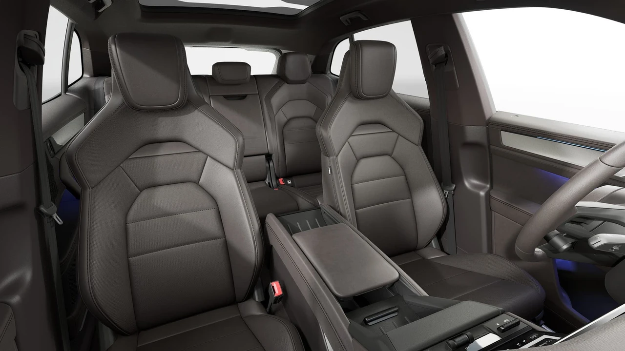 2026 Porsche 9Y0/9Y3 Cayenne - Image 12 of 14