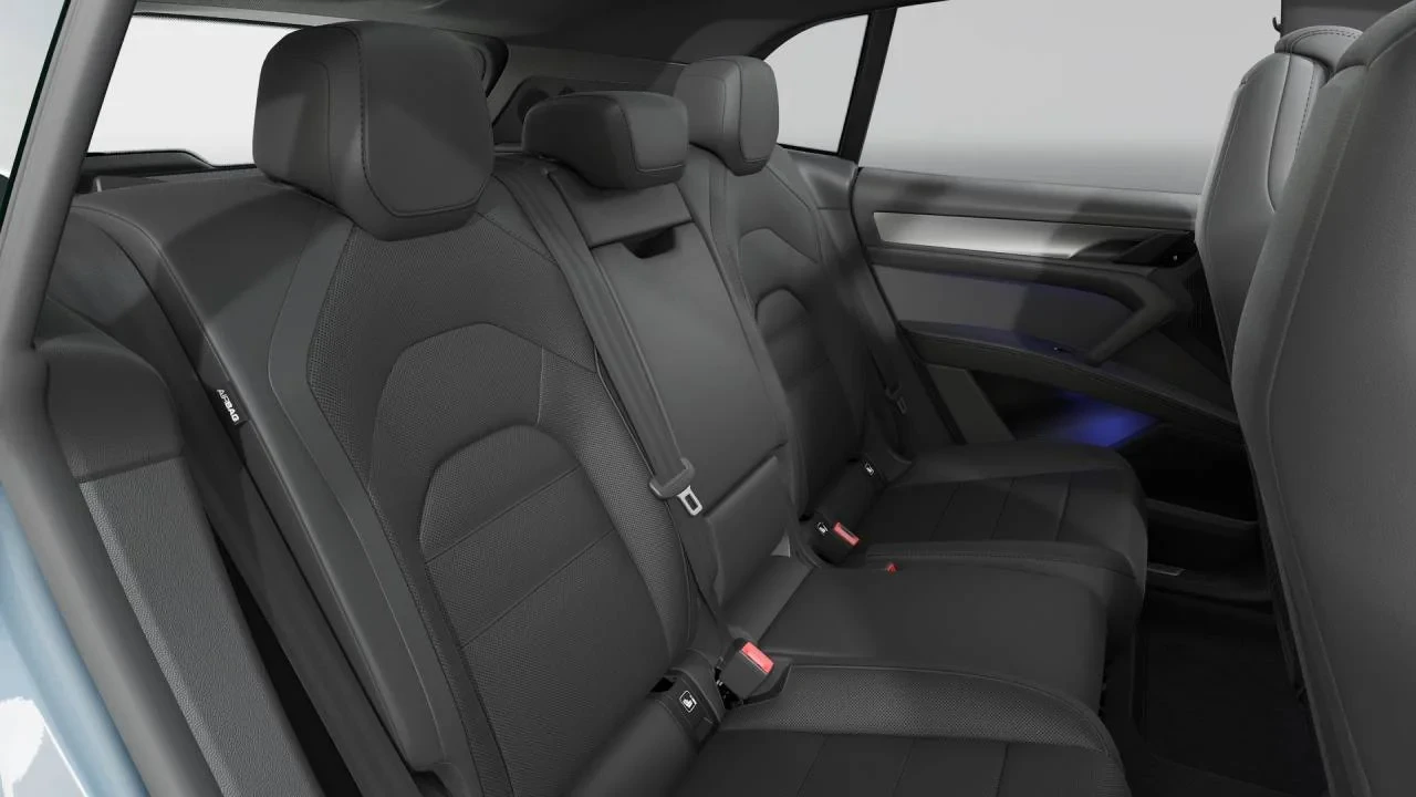 2026 Porsche 9Y0/9Y3 Cayenne - Image 13 of 14