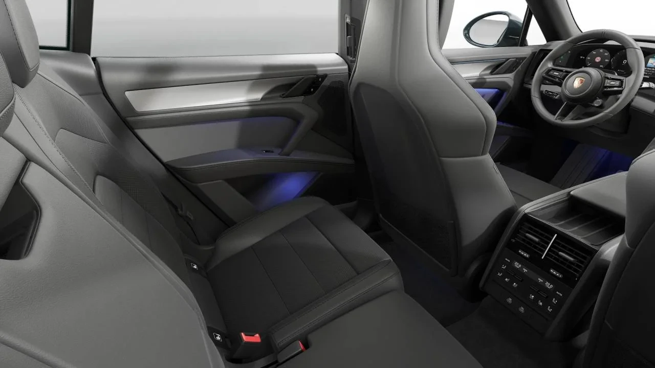 2026 Porsche 9Y0/9Y3 Cayenne - Image 14 of 14