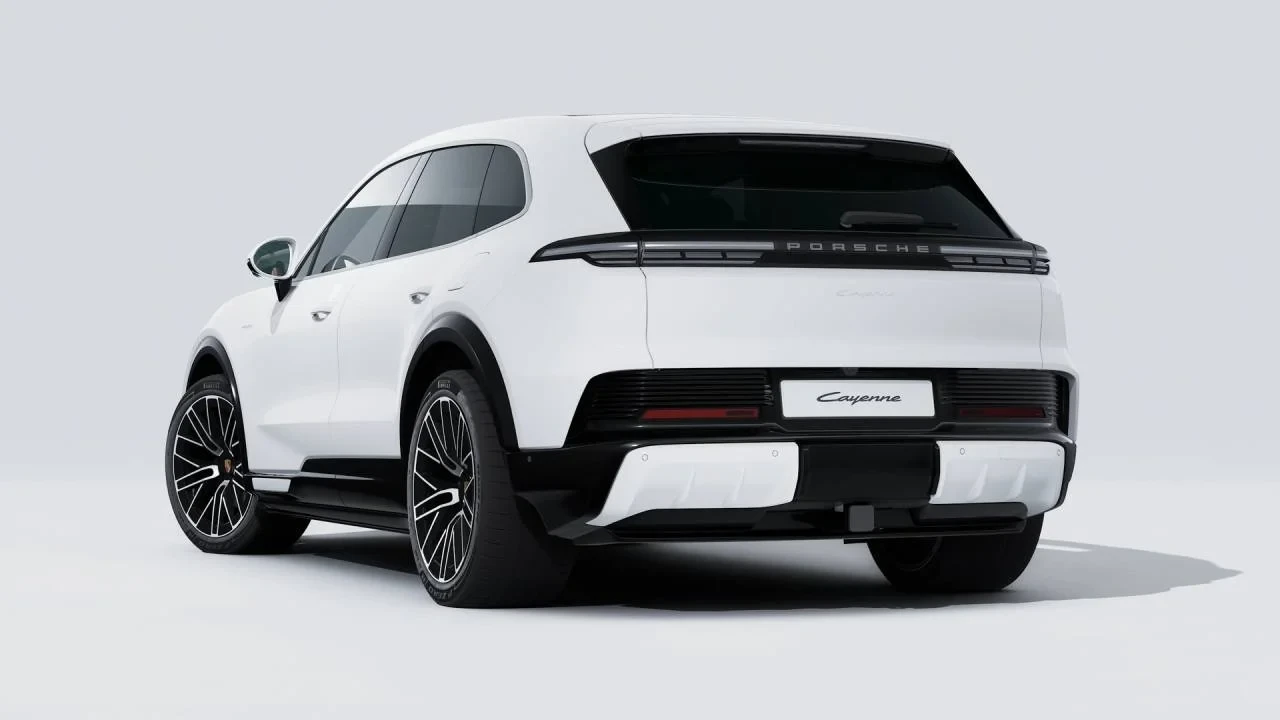 2026 Porsche 9Y0/9Y3 Cayenne - Image 3 of 14