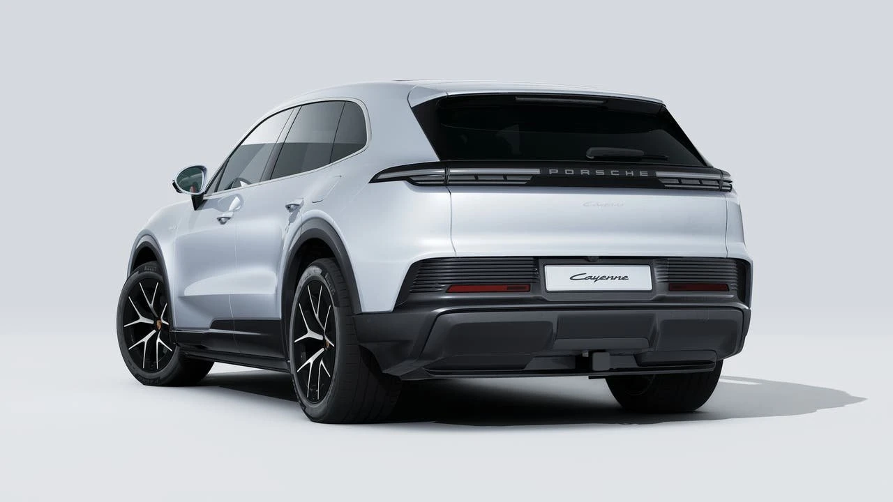 2026 Porsche 9Y0/9Y3 Cayenne - Image 3 of 14