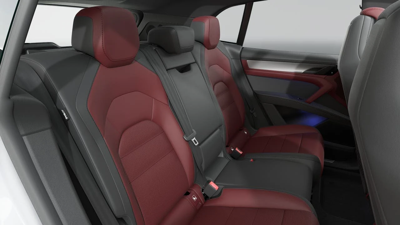 2026 Porsche 9Y0/9Y3 Cayenne - Image 13 of 14