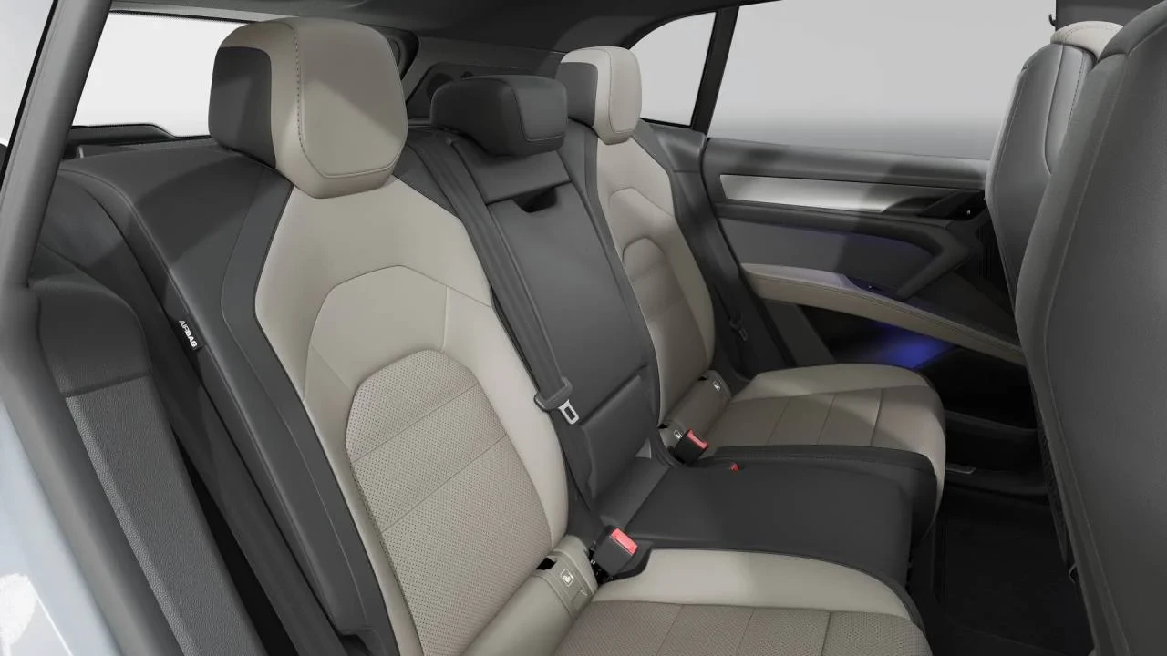 2026 Porsche 9Y0/9Y3 Cayenne - Image 13 of 14