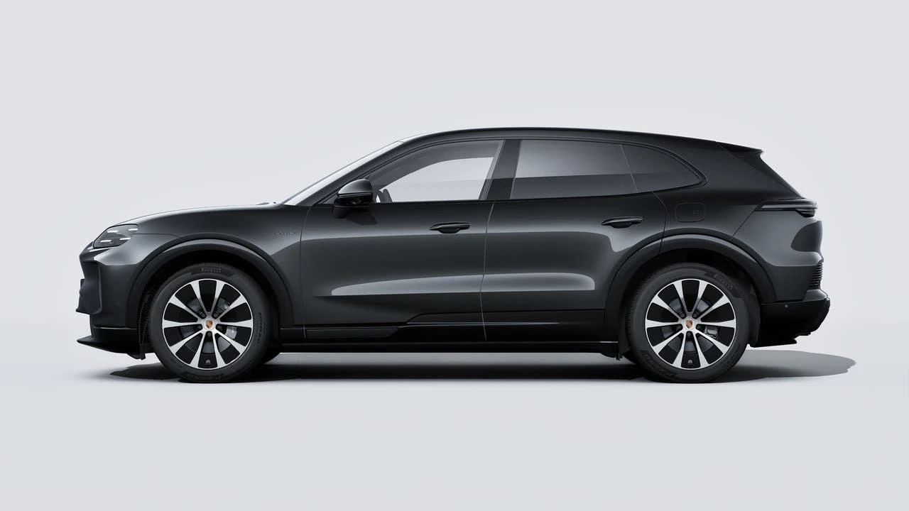 2026 Porsche 9Y0/9Y3 Cayenne - Image 2 of 14