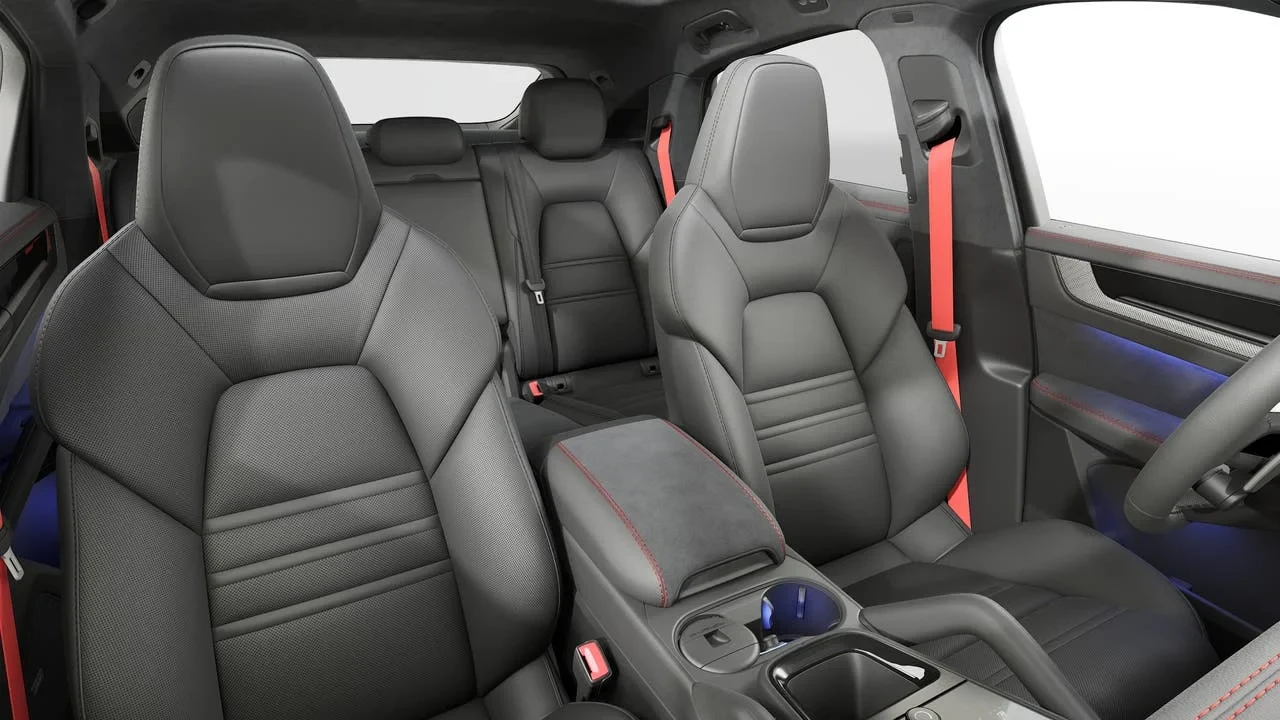2026 Porsche 9Y0/9Y3 Cayenne GTS - Image 12 of 14