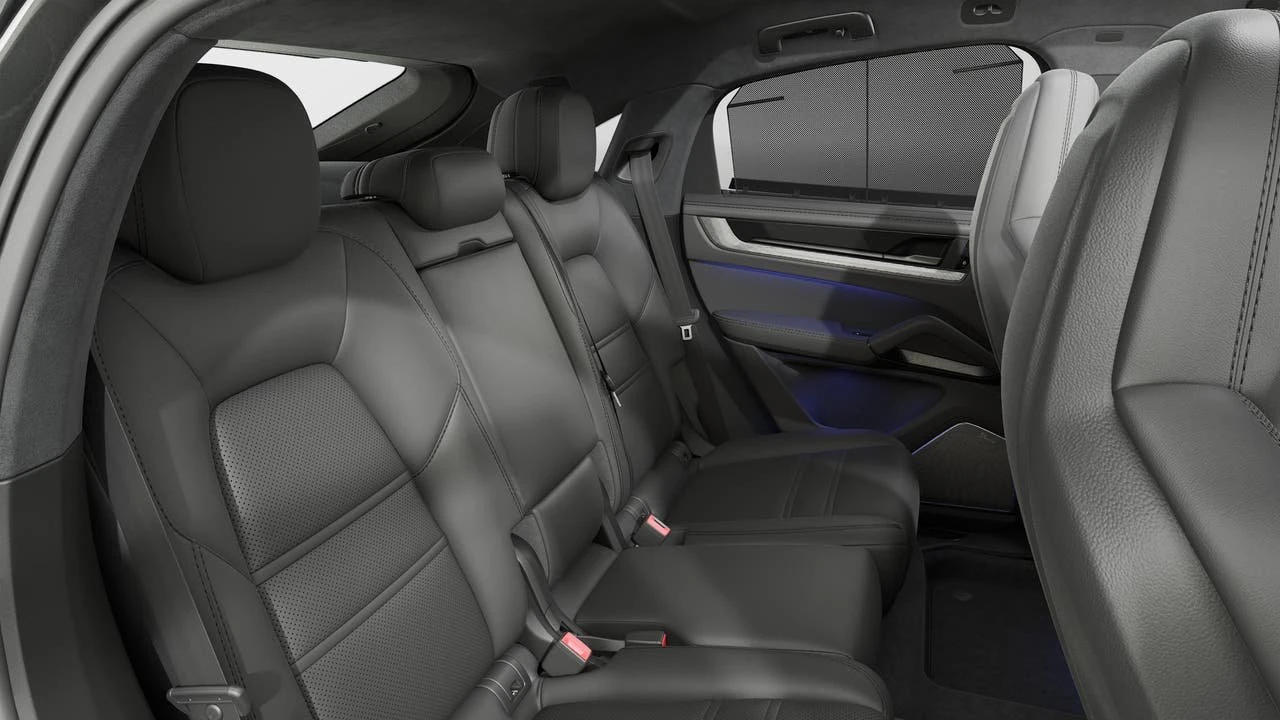 2026 Porsche 9Y0/9Y3 Cayenne GTS - Image 13 of 14