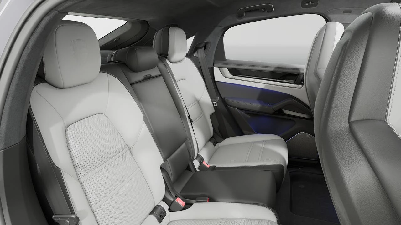 2026 Porsche 9Y0/9Y3 Cayenne GTS - Image 13 of 14