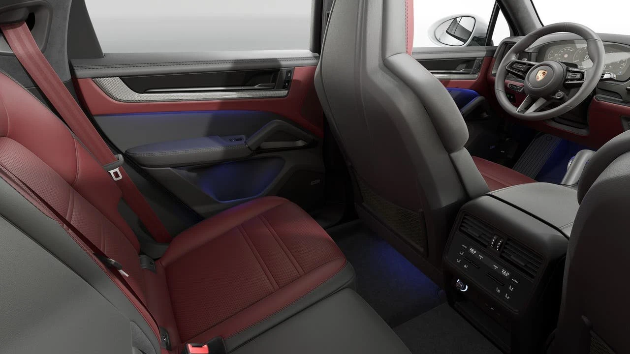 2026 Porsche 9Y0/9Y3 Cayenne GTS - Image 14 of 14