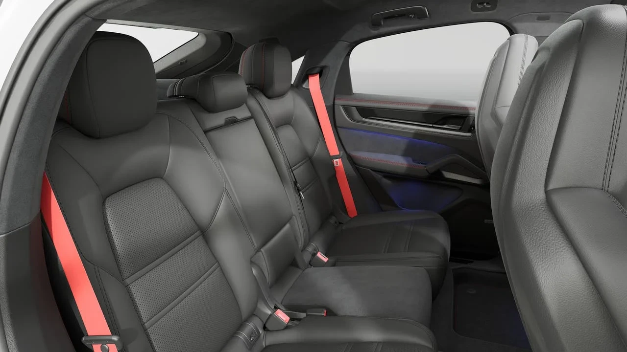 2026 Porsche 9Y0/9Y3 Cayenne GTS - Image 13 of 14
