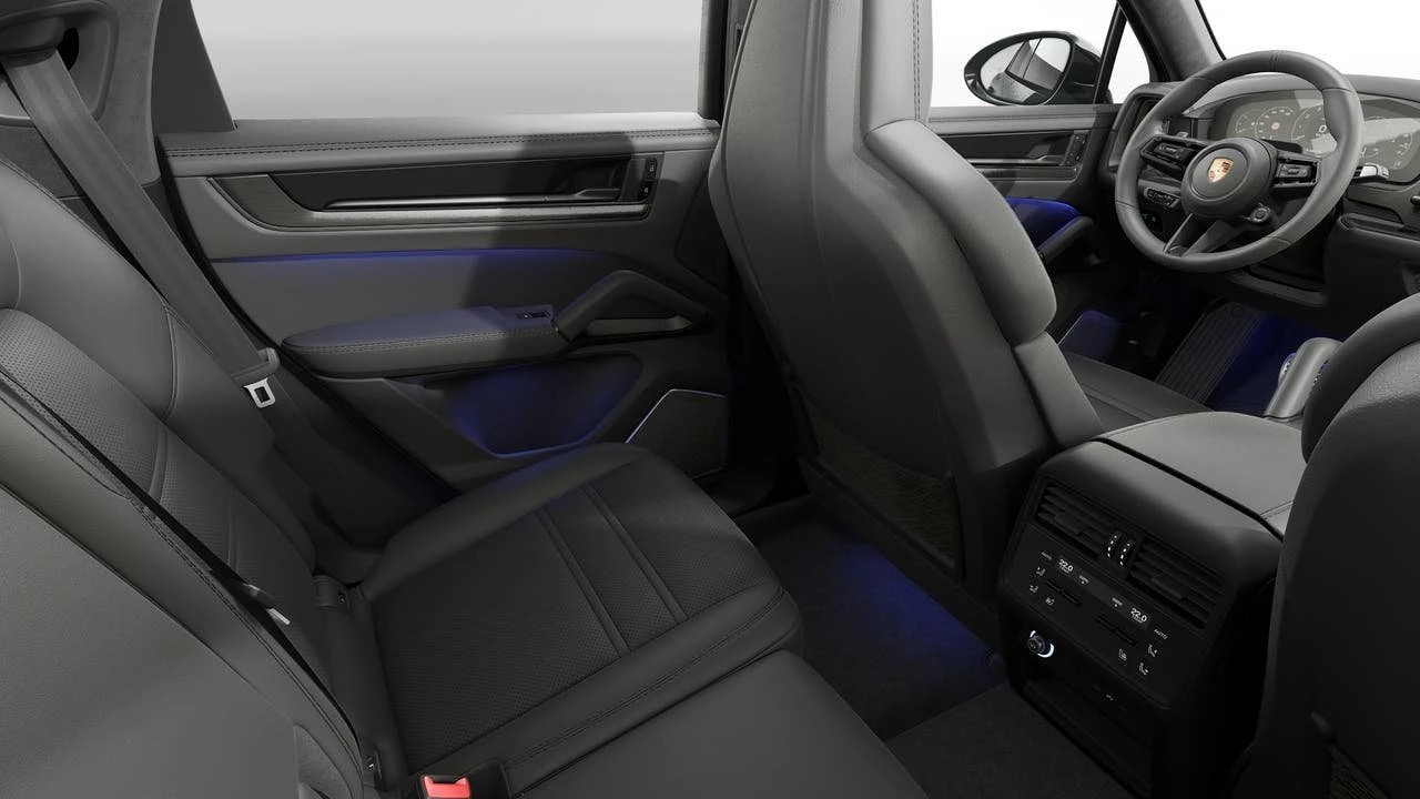 2026 Porsche 9Y0/9Y3 Cayenne GTS - Image 14 of 14