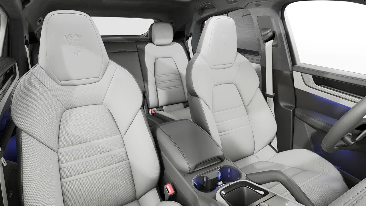 2026 Porsche 9Y0/9Y3 Cayenne GTS - Image 12 of 14