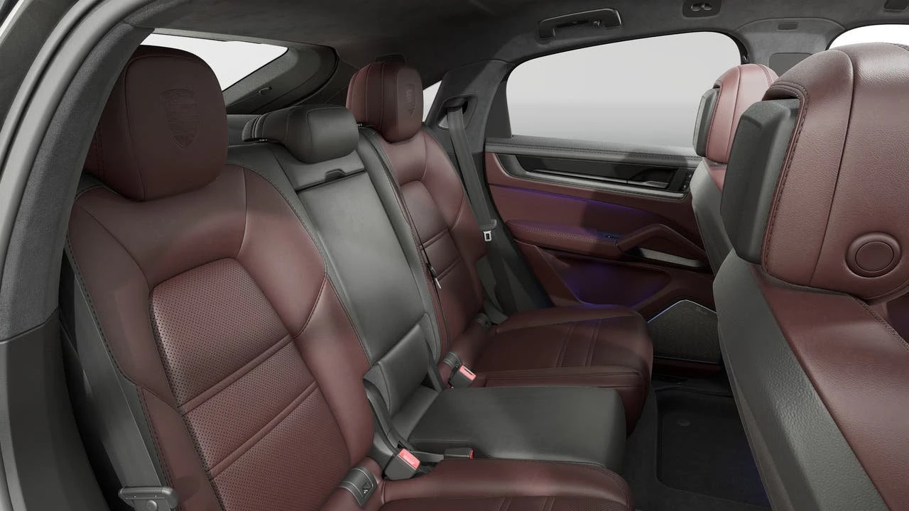 2026 Porsche 9Y0/9Y3 Cayenne GTS - Image 13 of 14