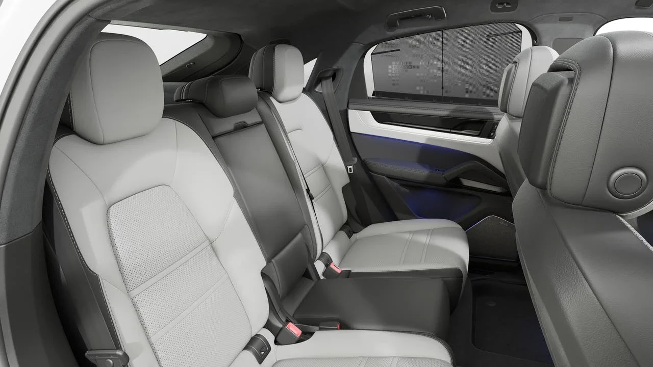 2026 Porsche 9Y0/9Y3 Cayenne GTS - Image 13 of 14