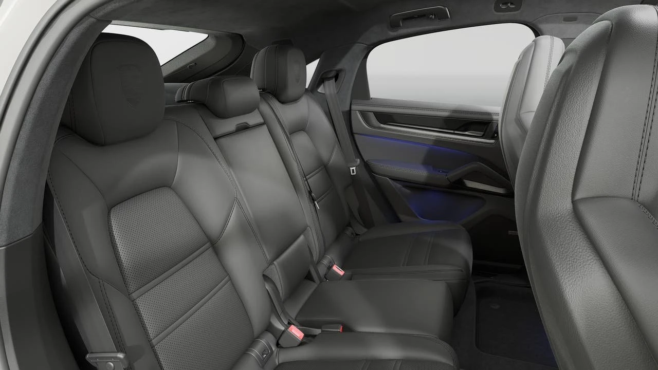 2026 Porsche 9Y0/9Y3 Cayenne GTS - Image 13 of 14