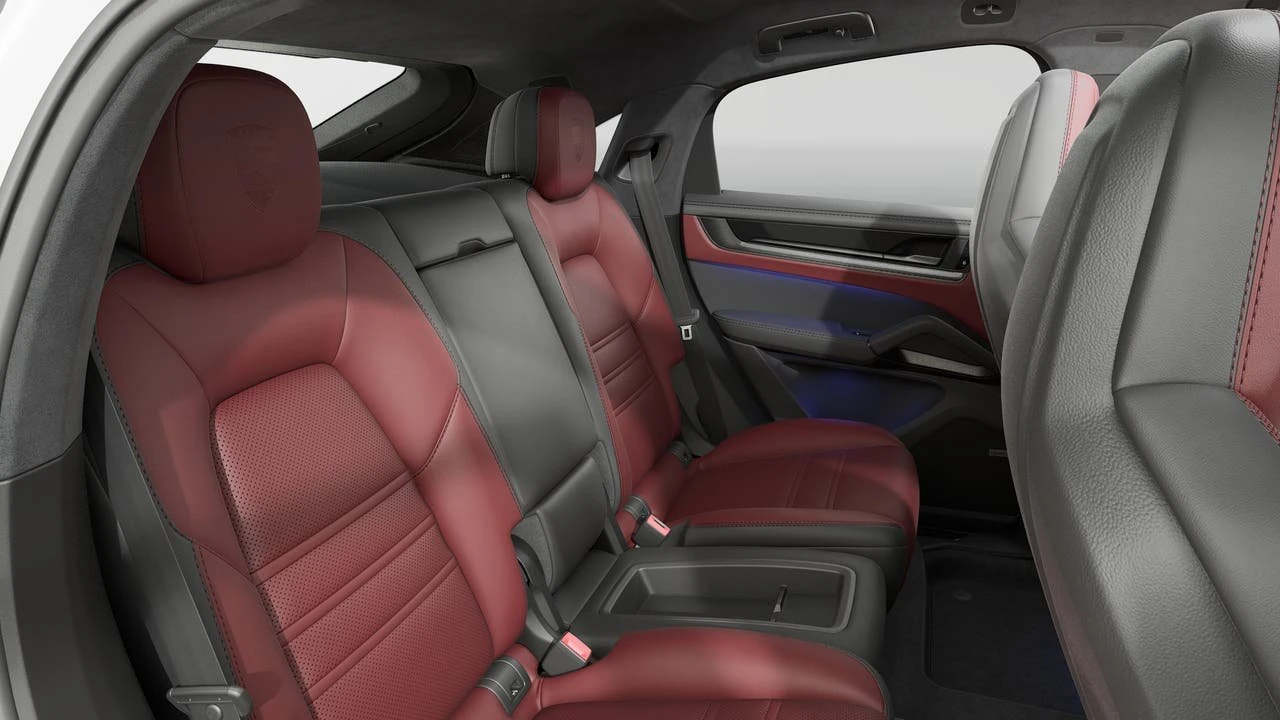 2026 Porsche 9Y0/9Y3 Cayenne GTS - Image 13 of 14