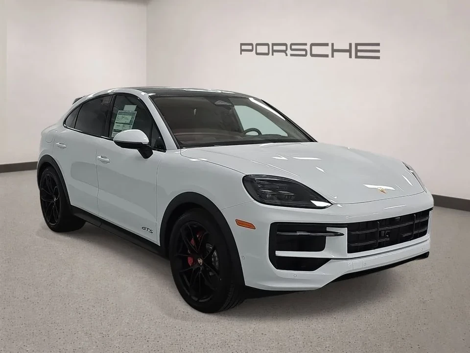 2026 Porsche 9Y0/9Y3 Cayenne GTS - Image 8 of 31