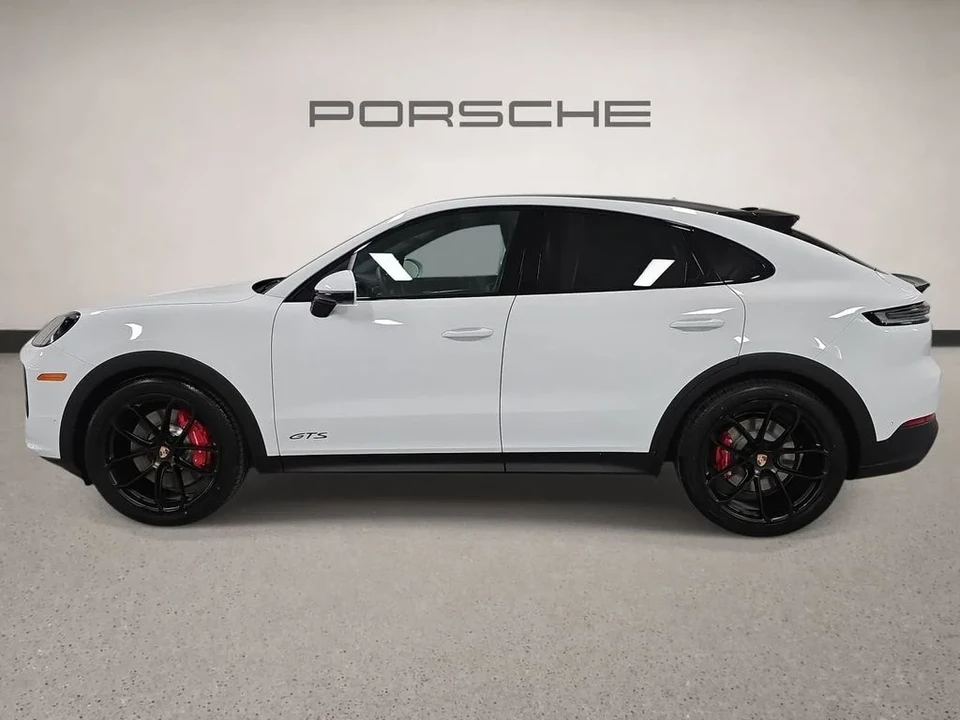 2026 Porsche 9Y0/9Y3 Cayenne GTS - Image 2 of 31