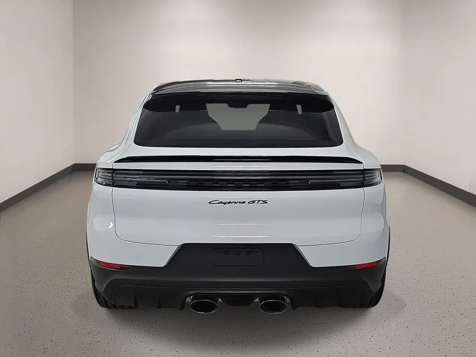 2026 Porsche 9Y0/9Y3 Cayenne GTS - Image 6 of 31