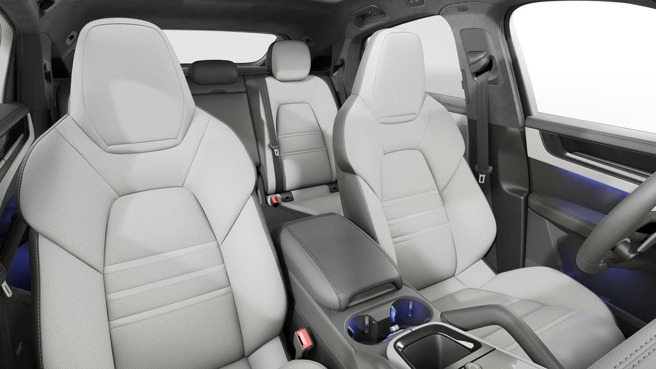 2026 Porsche Cayenne - Image 12 of 14