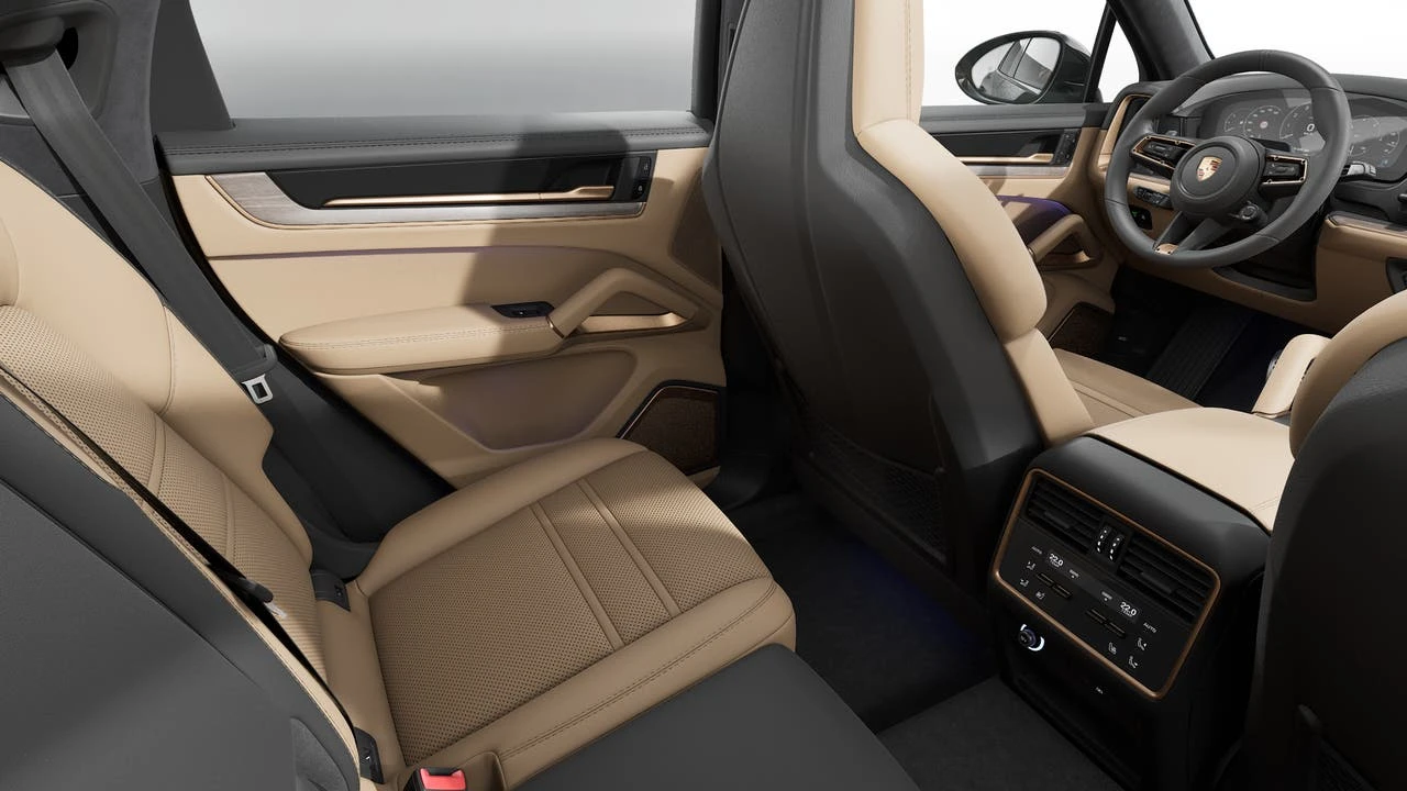 2026 Porsche 9Y0/9Y3 Cayenne GTS - Image 14 of 14