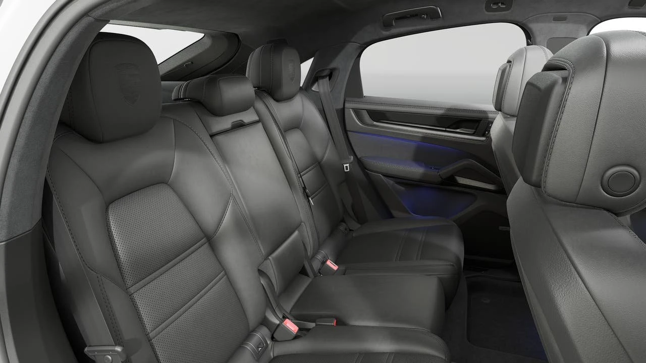 2026 Porsche 9Y0/9Y3 Cayenne GTS - Image 13 of 14